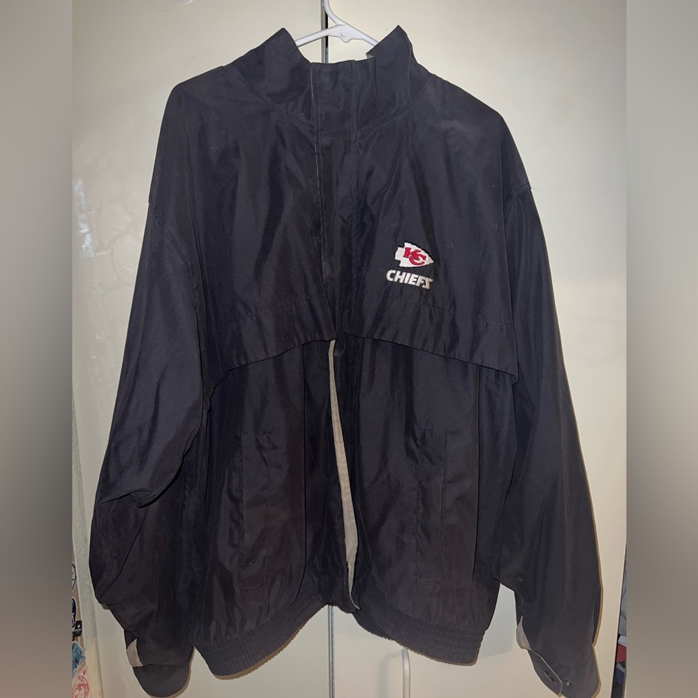 VINTAGE BLACK + GOLD CHIEFS JACKET